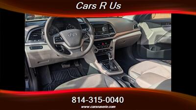 2017 Hyundai ELANTRA SE   - Photo 5 - Erie, PA 16506