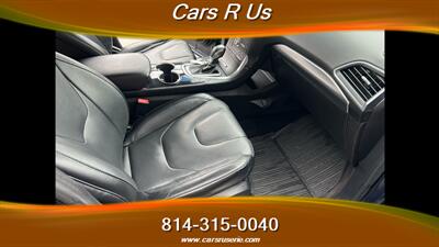 2017 Ford Edge Titanium   - Photo 10 - Erie, PA 16506