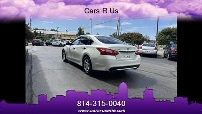 2017 Nissan Altima 2.5 S   - Photo 8 - Erie, PA 16506