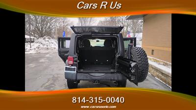 2017 Jeep Wrangler Sport S   - Photo 8 - Erie, PA 16506