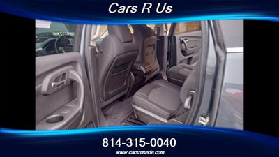 2012 Chevrolet Traverse LT   - Photo 12 - Erie, PA 16506