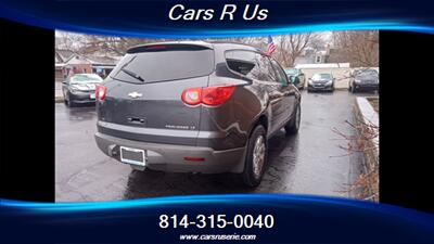 2012 Chevrolet Traverse LT   - Photo 5 - Erie, PA 16506