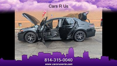 2021 Toyota Camry SE Nightshade   - Photo 16 - Erie, PA 16506