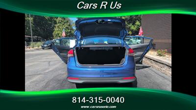 2017 Kia Forte LX   - Photo 8 - Erie, PA 16506