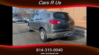 2012 Chevrolet Traverse LS   - Photo 5 - Erie, PA 16506