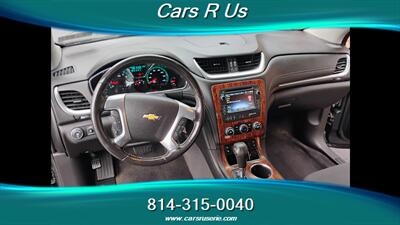 2013 Chevrolet Traverse LT   - Photo 10 - Erie, PA 16506