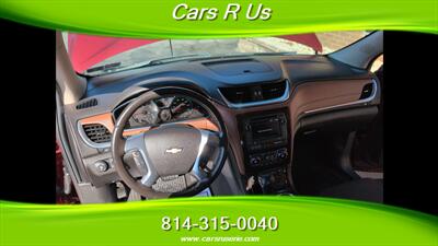 2017 Chevrolet Traverse LT   - Photo 9 - Erie, PA 16506