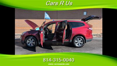 2017 Chevrolet Traverse LT   - Photo 14 - Erie, PA 16506