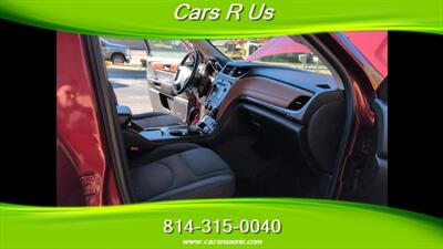 2017 Chevrolet Traverse LT   - Photo 12 - Erie, PA 16506