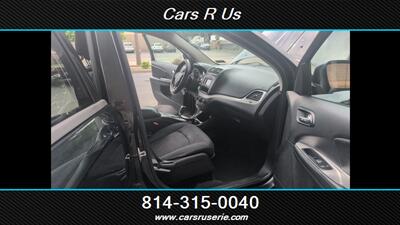 2014 Dodge Journey SXT   - Photo 10 - Erie, PA 16506