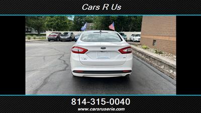 2016 Ford Fusion SE - Photo 5 - Erie, PA 16506