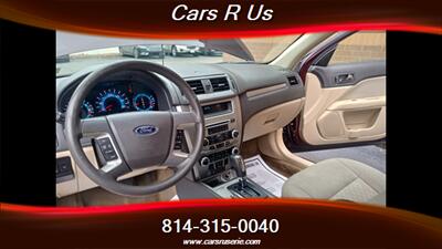 2011 Ford Fusion SE   - Photo 10 - Erie, PA 16506