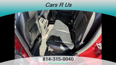 2019 Ford Edge SEL - Photo 8 - Erie, PA 16506