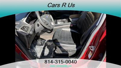 2019 Ford Edge SEL - Photo 6 - Erie, PA 16506