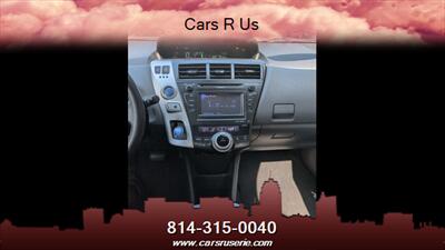 2013 Toyota Prius v Three   - Photo 11 - Erie, PA 16506