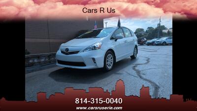 2013 Toyota Prius v Three   - Photo 2 - Erie, PA 16506