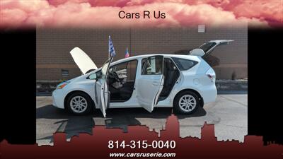 2013 Toyota Prius v Three   - Photo 14 - Erie, PA 16506