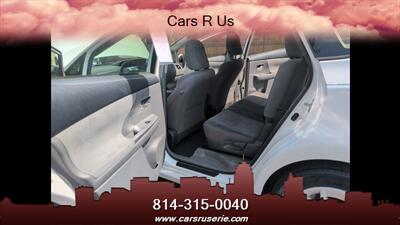2013 Toyota Prius v Three   - Photo 12 - Erie, PA 16506