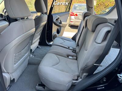 2011 Toyota RAV4   - Photo 17 - Costa Mesa, CA 92626