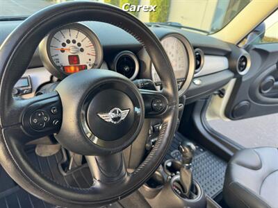 2011 MINI Cooper   - Photo 18 - Costa Mesa, CA 92626