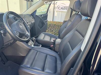 2016 Volkswagen Tiguan 2.0T SE  with Sunroof and Navigation - Photo 19 - Costa Mesa, CA 92626