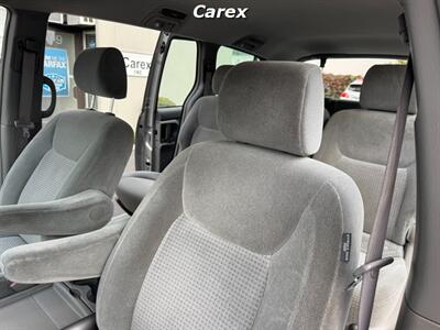 2006 Toyota Sienna CE 8 Passenger   - Photo 15 - Costa Mesa, CA 92626