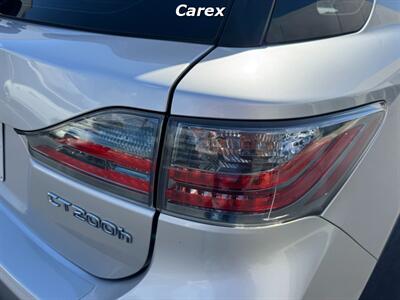 2012 Lexus CT 200h   - Photo 12 - Costa Mesa, CA 92626