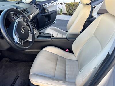 2012 Lexus CT 200h   - Photo 15 - Costa Mesa, CA 92626