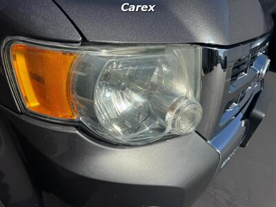 2011 Ford Escape Limited - Photo 4 - Costa Mesa, CA 92626