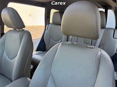 2011 Toyota RAV4 Limited   - Photo 17 - Costa Mesa, CA 92626