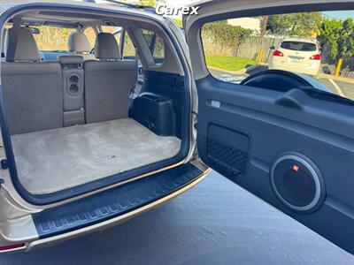 2011 Toyota RAV4 Limited   - Photo 30 - Costa Mesa, CA 92626