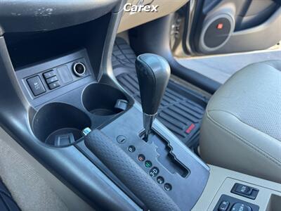 2011 Toyota RAV4 Limited   - Photo 28 - Costa Mesa, CA 92626