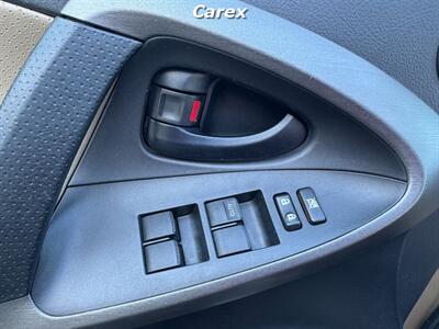 2011 Toyota RAV4 Limited   - Photo 32 - Costa Mesa, CA 92626