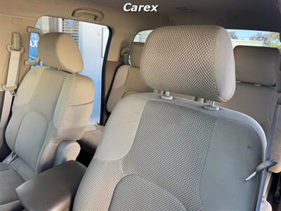 2007 Nissan Frontier SE Crew Cab   - Photo 14 - Costa Mesa, CA 92626