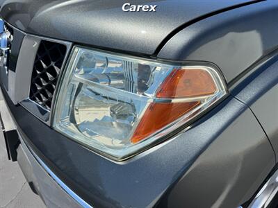 2007 Nissan Frontier SE Crew Cab   - Photo 7 - Costa Mesa, CA 92626