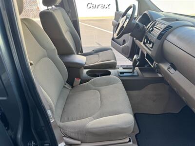 2007 Nissan Frontier SE Crew Cab   - Photo 16 - Costa Mesa, CA 92626