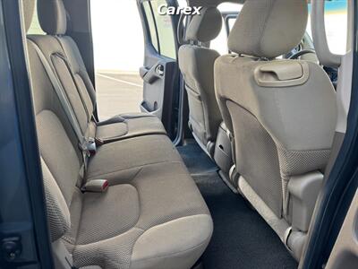 2007 Nissan Frontier SE Crew Cab   - Photo 18 - Costa Mesa, CA 92626