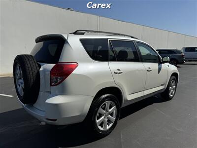 2007 Toyota RAV4 Limited   - Photo 10 - Costa Mesa, CA 92626