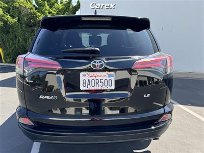 2018 Toyota RAV4 LE   - Photo 10 - Costa Mesa, CA 92626