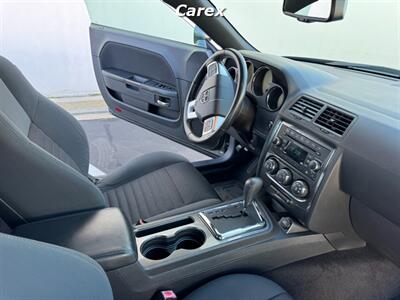 2012 Dodge Challenger SXT   - Photo 20 - Costa Mesa, CA 92626