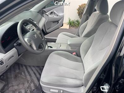 2011 Toyota Camry LE   - Photo 15 - Costa Mesa, CA 92626