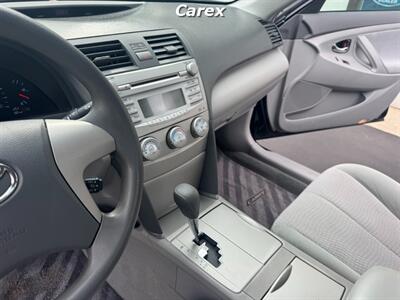 2011 Toyota Camry LE   - Photo 19 - Costa Mesa, CA 92626