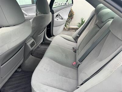 2011 Toyota Camry LE   - Photo 17 - Costa Mesa, CA 92626