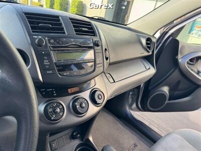 2011 Toyota RAV4 - Photo 17 - Costa Mesa, CA 92626