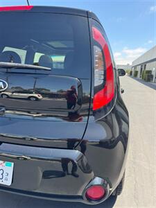 2016 Kia Soul +   - Photo 13 - Costa Mesa, CA 92626