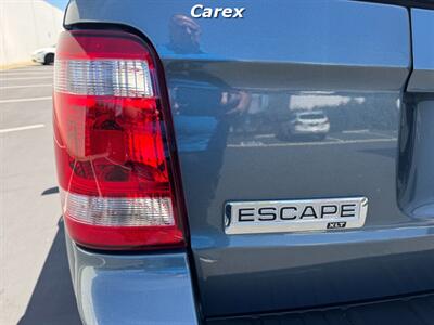 2011 Ford Escape XLT   - Photo 10 - Costa Mesa, CA 92626