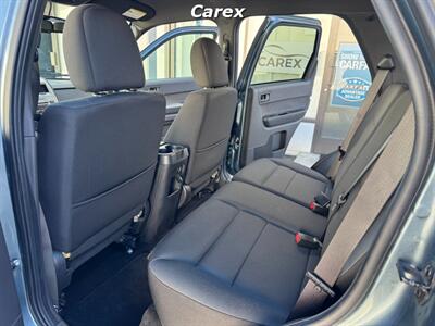 2011 Ford Escape XLT   - Photo 17 - Costa Mesa, CA 92626