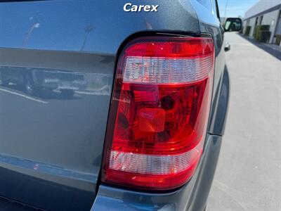 2011 Ford Escape XLT   - Photo 13 - Costa Mesa, CA 92626