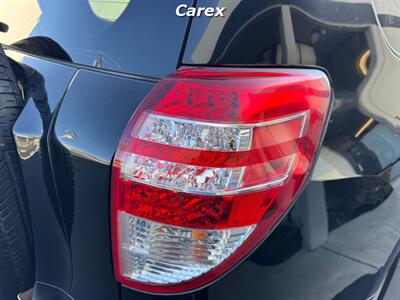 2009 Toyota RAV4   - Photo 11 - Costa Mesa, CA 92626