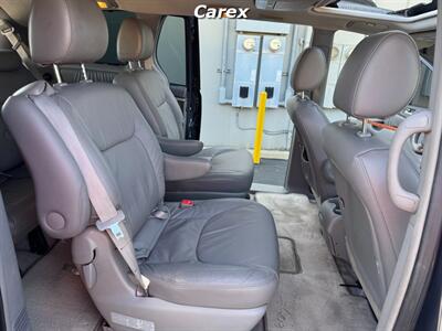 2009 Toyota Sienna Limited   - Photo 19 - Costa Mesa, CA 92626